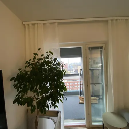 Beautiful 110m With Great Views, Sauna, And Private Indoor Parking Хельсинки