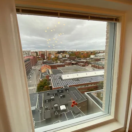 Beautiful 110m With Great Views, Sauna, And Private Indoor Parking ヘルシンキ
